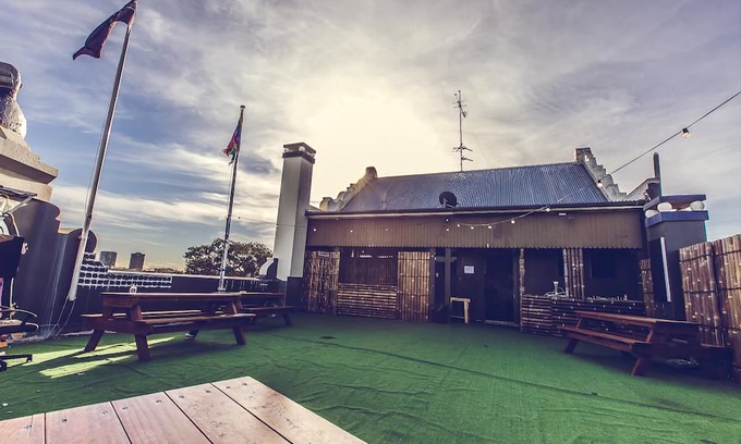 Paddington Hotel | Bert's Backpackers