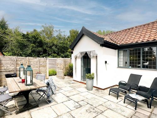 Woodbridge House | Bertie by The Suffolk Cottage Collection