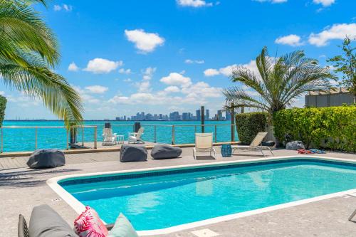 North Bay Village Villa | Best Bayfront View Villa with Heated Pool