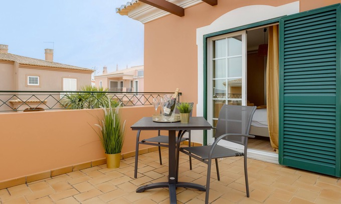 Lagos House | Best Experiences 4 Perfect Getaways