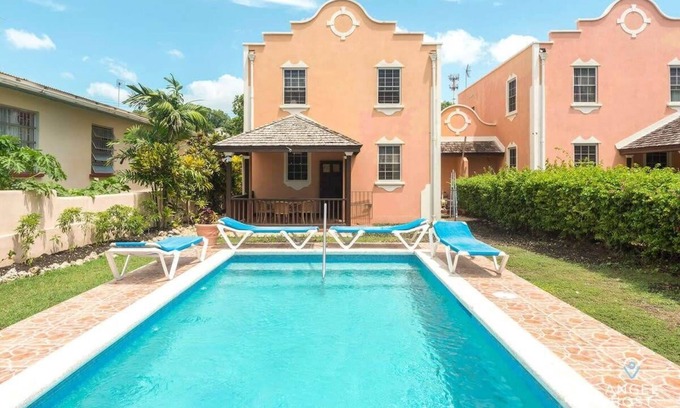 Gall Hill House | Best for Groups Townhome w/Pool & Walk to Beach