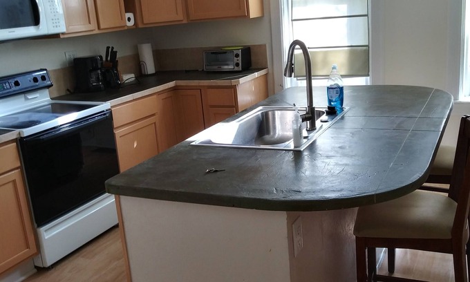 Northside Apartment | Best Neighborhood in town. Quiet and Clean Studio Close to Everything!