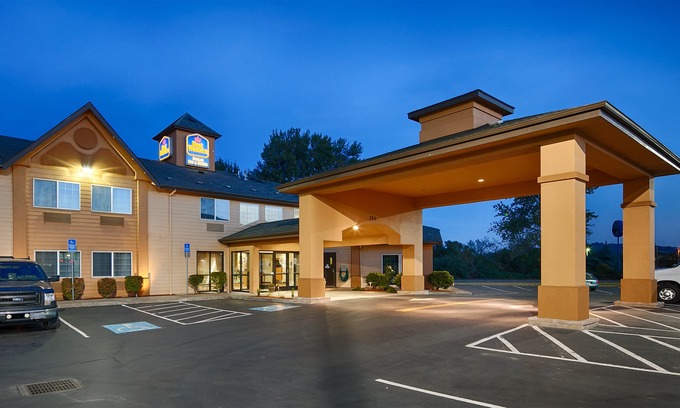 Dallas Hotel | Best Western Dallas Inn & Suites