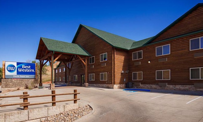 Hulett Hotel | Best Western Devils Tower Inn