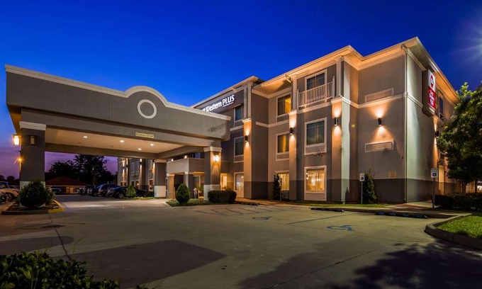 Chalmette Hotel | Best Western Plus Chalmette Hotel