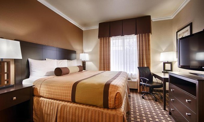 Weatherford Hotel | Best Western Plus Cutting Horse Inn & Suites
