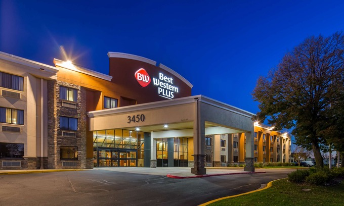 Eagan Hotel | Best Western Plus Dakota Ridge
