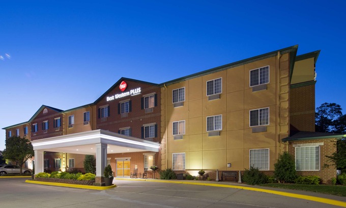 Clive Hotel | Best Western Plus des Moines West Inn & Suites