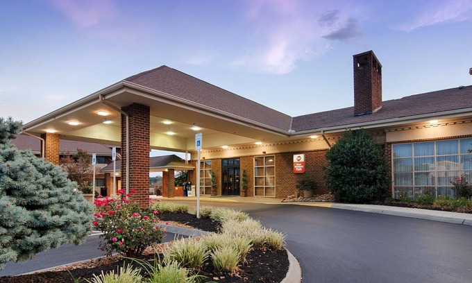 Morristown Hotel | Best Western Plus Morristown Conference Center Hotel