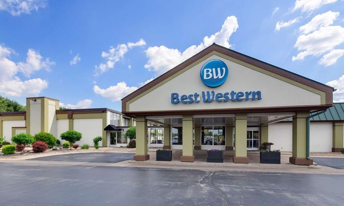 Tomah Hotel | Best Western Tomah Hotel