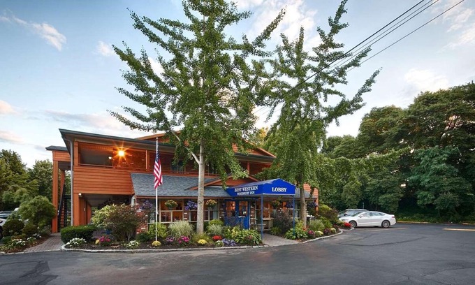 Woodbury Hotel | Best Western Woodbury Inn