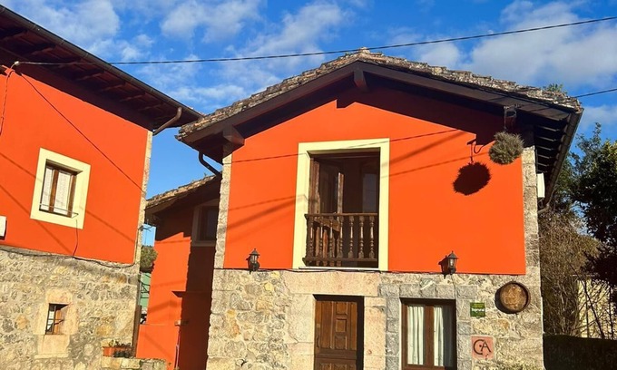 Cuenco Cottage | Between beach and mountain. Terrace with barbecue and gazebo. Panoramic views.