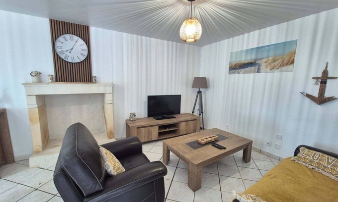 Marennes House | Between land and sea