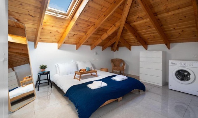 Jerusalem City Centre Apartment | Bezalel Machane Yehuda Houses