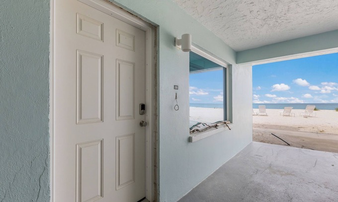 Boca Grande Condo | BG Beach 5B - Ground level - No Stairs - Gulf Front - Sleeps 4