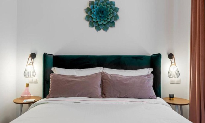 Athens City Centre Apartment | BHA015 - R - Suite Athens