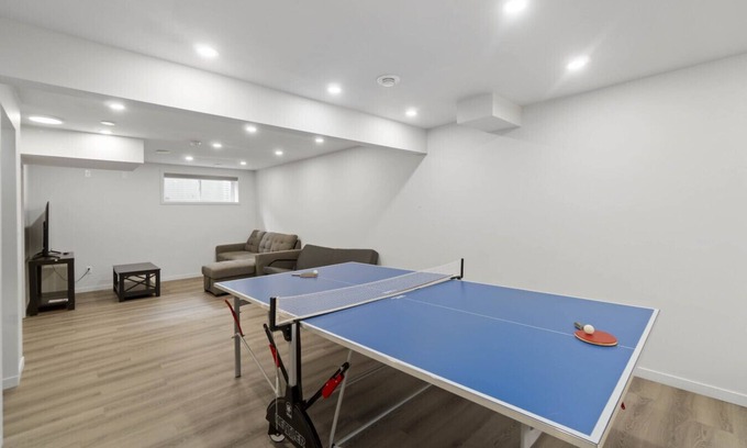 Southwest Edmonton Apartment | Bhaskar Allard House