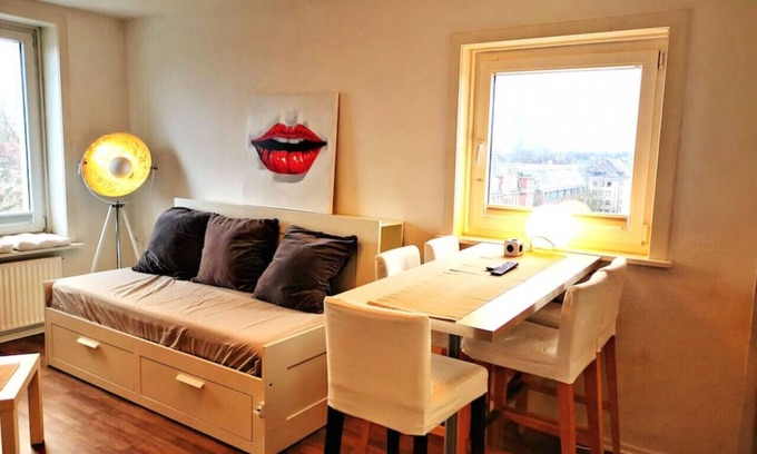 Hohenfelde Apartment | Big 5 Room Apartment