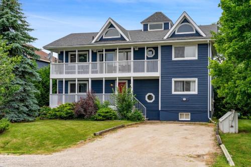 The Blue Mountains Ski Chalet | Big Blue at The Blue Mountains w Hot Tub and BBQ
