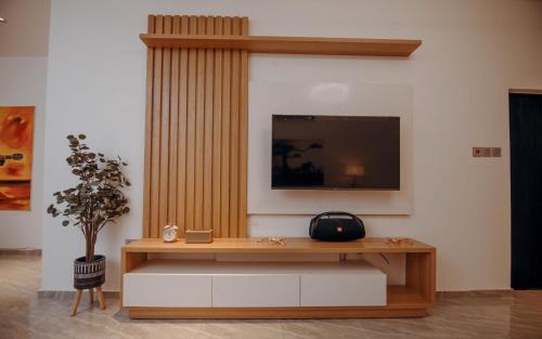 Teshie Apartment | Big chill stays Beverly