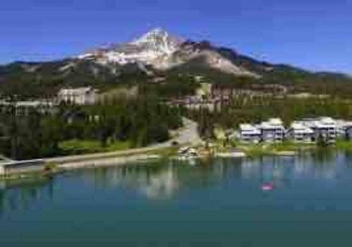 Big Sky Apartment | Big Sky Resort and Lone Peak Views