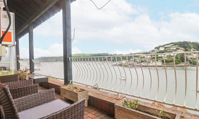 Dartmouth Cottage | Bight Boathouse