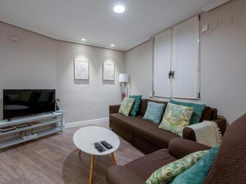 Basurtu Apartment | Bilbao San Mamés by Aston Rentals