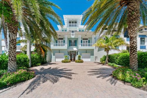 Bonita Springs House | Biltmore Beach House, Luxury 5 Br Beachfront Pool Home, Spa, Sleeps 10