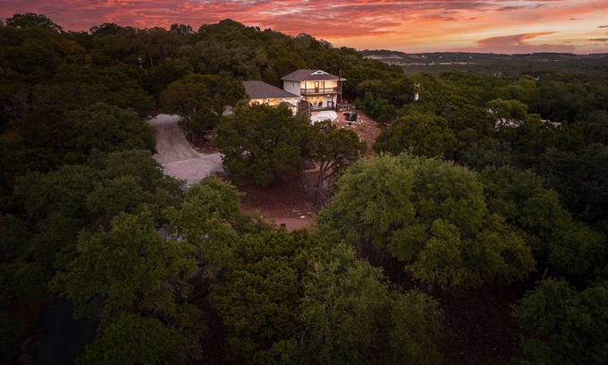 Wimberley House | Birdie’s Casa | VIEW with pool & guest casita