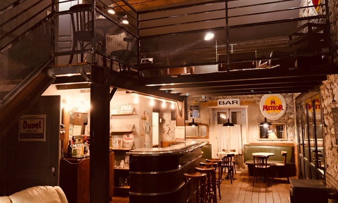 Lezan House | Bistrot vintage 'at grandma Leone'. heated pool