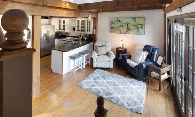 Sheffield Apartment | Black Bear Bungalow, Sheffield/Great Barrington/Ski Resorts
