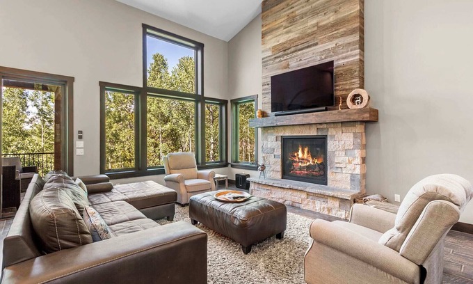 Three Peaks House | Black Hawk Lodge - Luxurious Mountain Retreat