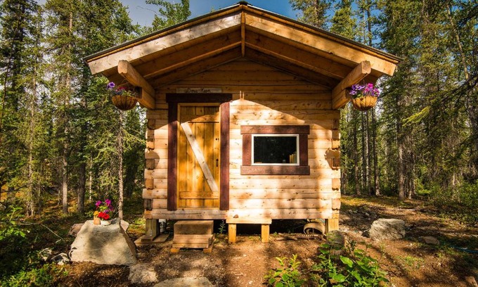 McCarthy Hotel | Blackburn Cabins - McCarthy, Alaska