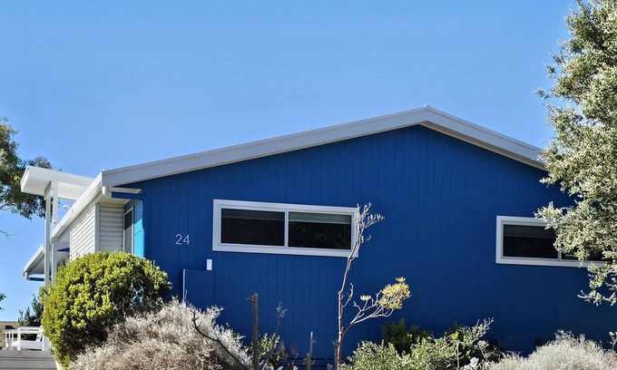 Waterhouse House | Blauhaus - Relax all your blues away.