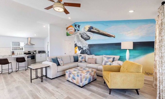 Southwind House | Blue Beak Bungalow Su