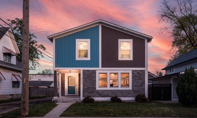 Indianapolis House | Blue Jewel | Pet-Friendly Stay w/Grill + Games