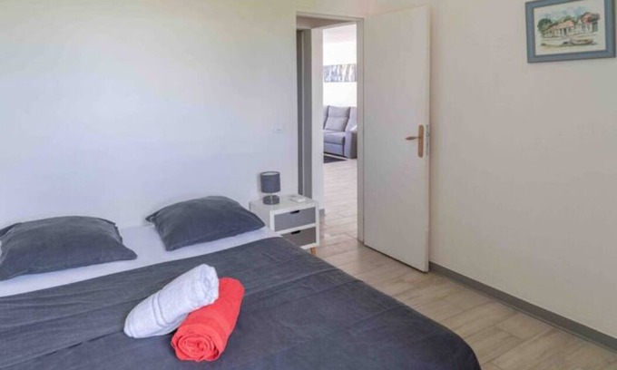 Le Gosier Apartment | Blue Lagoon, beach access