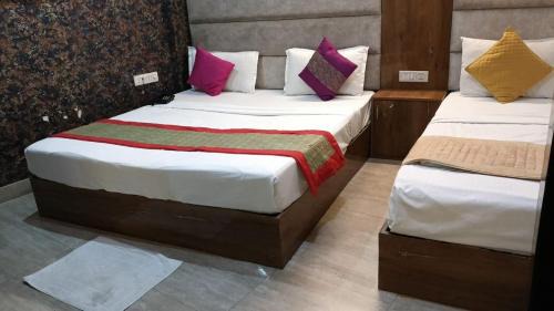 Delhi Cantonment Hotel | Blue Orchid Suites