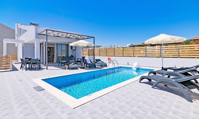 Platanes Villa | Blue oyster Beachfront villa, No car needed 6