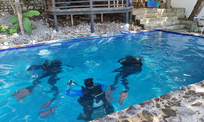 Mabini Hotel | Blue Ribbon Dive Resort
