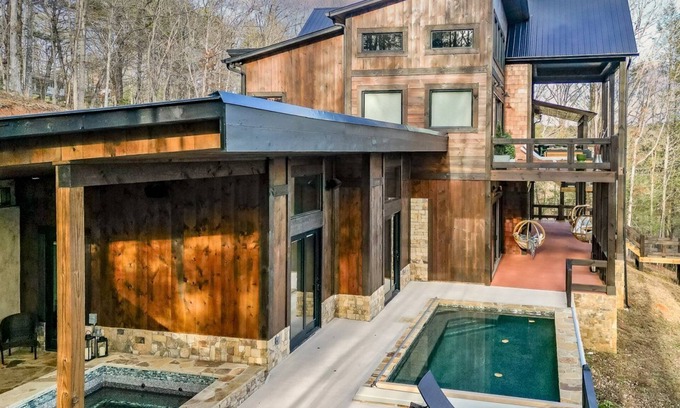 Blue Ridge Cabin | Blue Ridge Miracle Escape