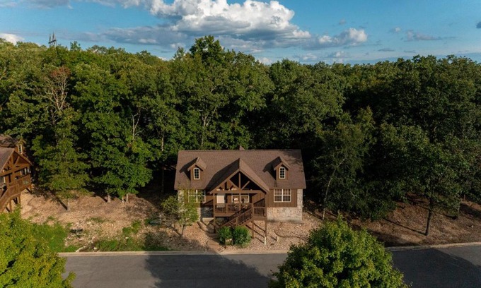Reeds Spring Cabin | Blue Sky Lodge