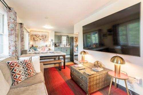 Green Mountain Falls House | Blue Sparrow's Nest