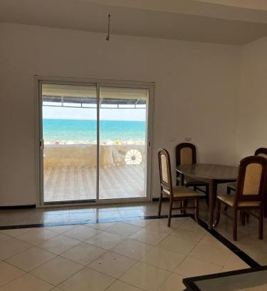 Raoued plage House | Blue View Rooftop - Gammarth , Pieds dans l'eau, Terrasse panoramique face à la mer