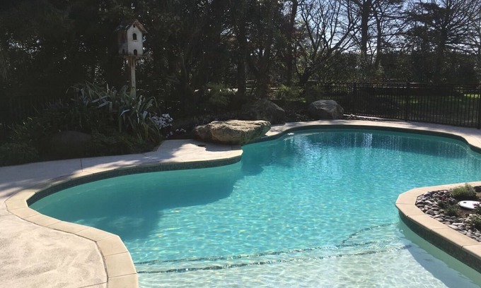 Longlands Apartment | Bluebell Studio Unit in rural setting near Havelock North