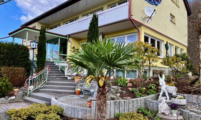 Niedersfeld House | Blueberry Hill, vacation and workation house in Winterberg for up to 29 people