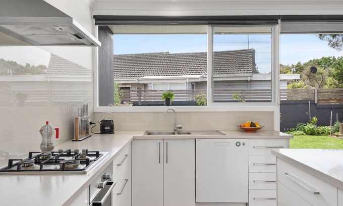 Point Lonsdale House | Bluebird - Point Lonsdale