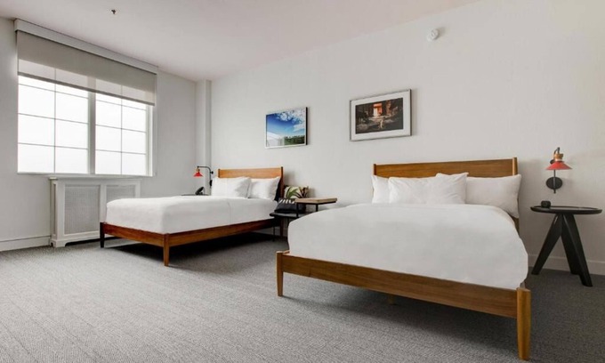 Lexington House | Bluegrass Getaway! 4 Comfortable Units, On-site Restaurant, Close to Rupp Arena!