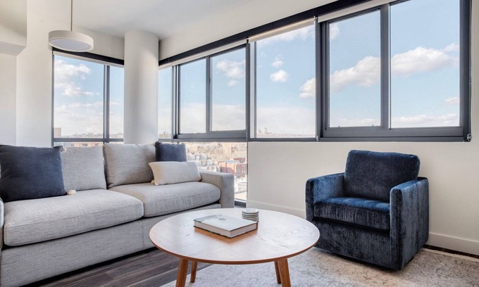 West End Apartment | Blueground | Dupont Circle, rooftop pool, nr Lincoln Memorial