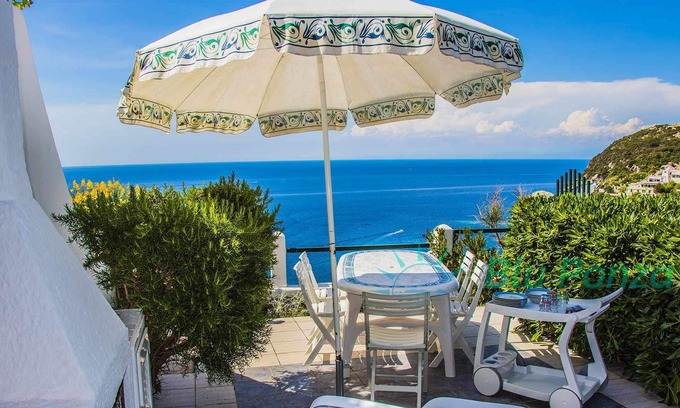 Le Forna Apartment | BluPonza - Villa Rosa